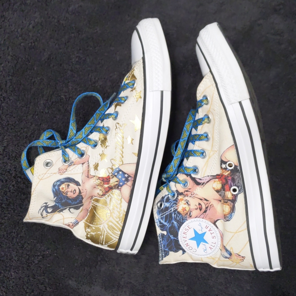 DC Comics x Chuck Taylor All Star Wonder Woman Hi Top Sneakers - Picture 4 of 11